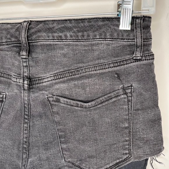 Mossimo Super Stretch High Rise Black Denim Shorts - Size 6/28 - Picture 12 of 13